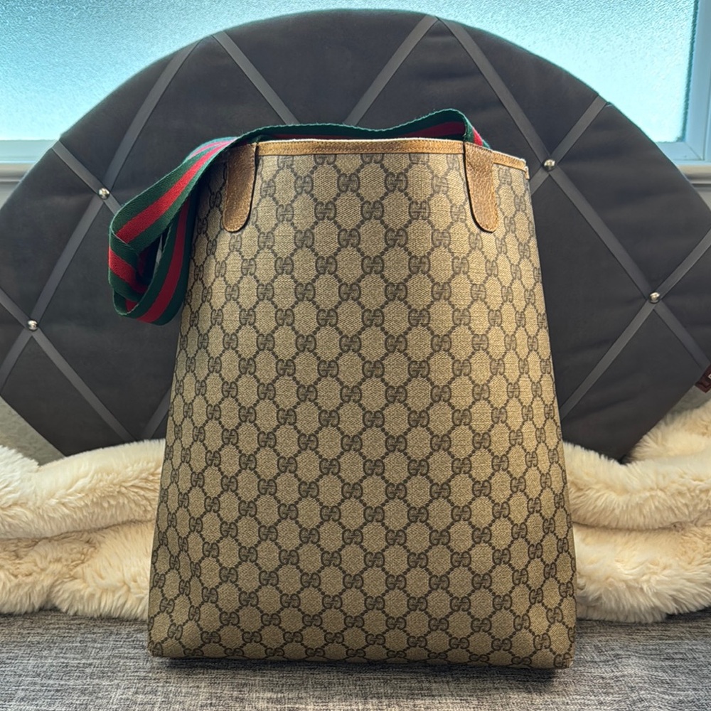 Authentic Gucci Beige Monogram Tote/ Shoulder Bag… - image 2